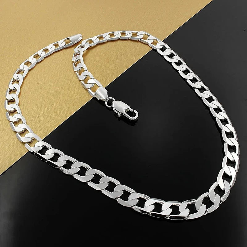 Collar de plata