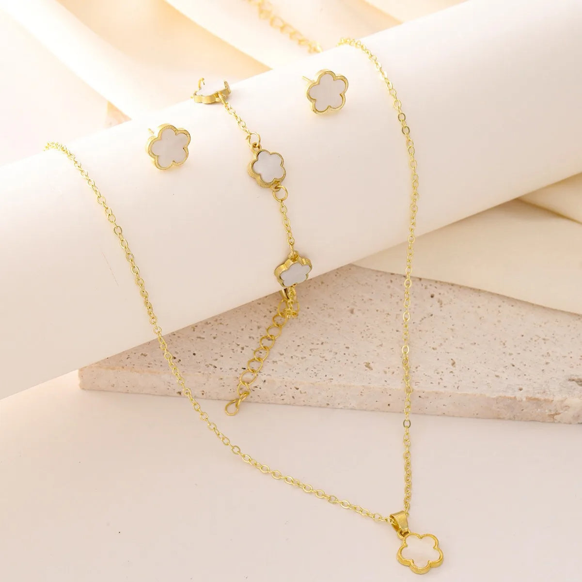 Conjunto de tres piezas