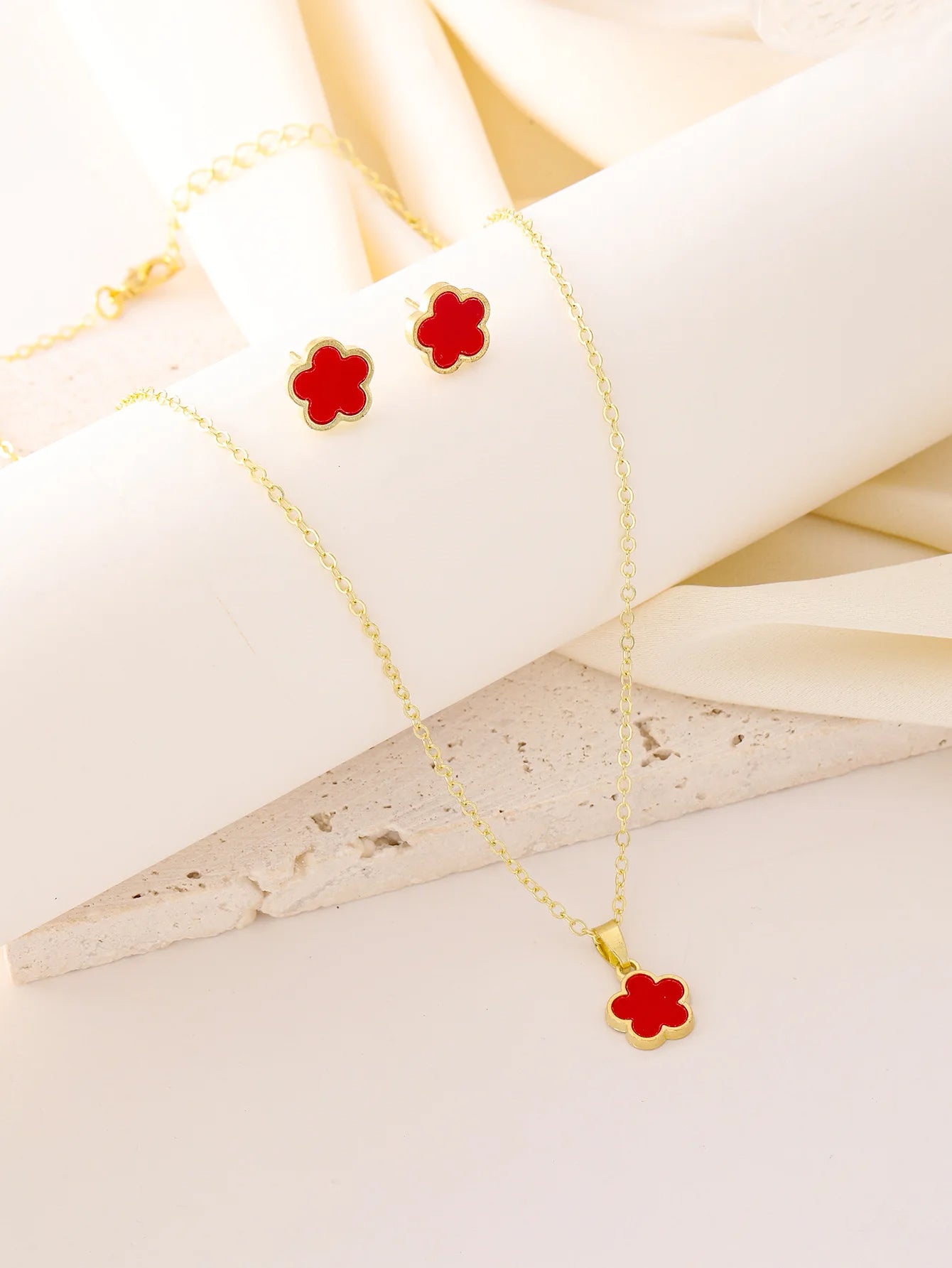 Conjunto de tres piezas
