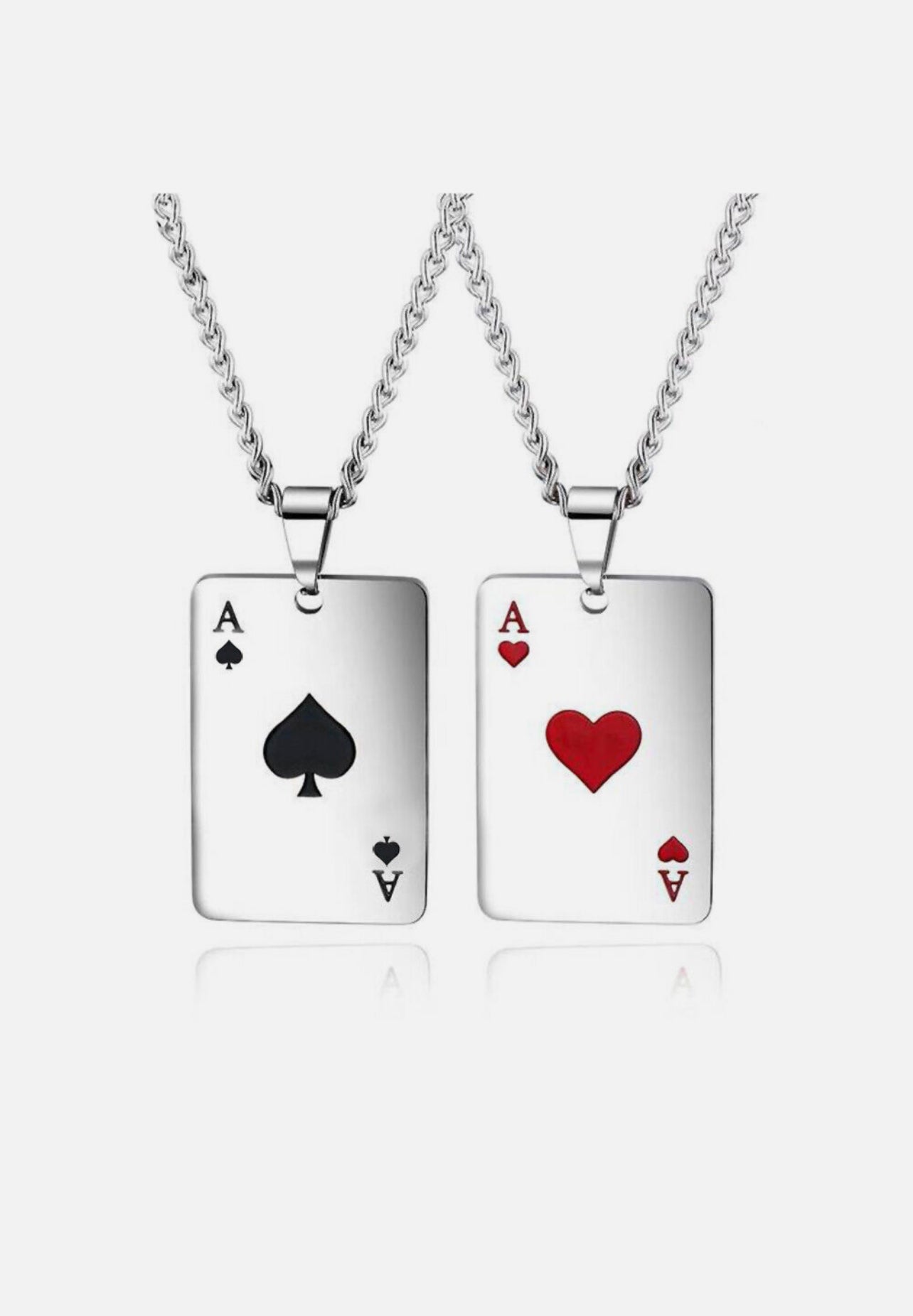 Collar con colgante de cartas de juego