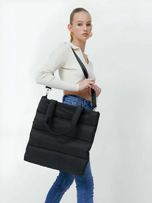 Bolso low cost de Stradivarius -imprescindible-