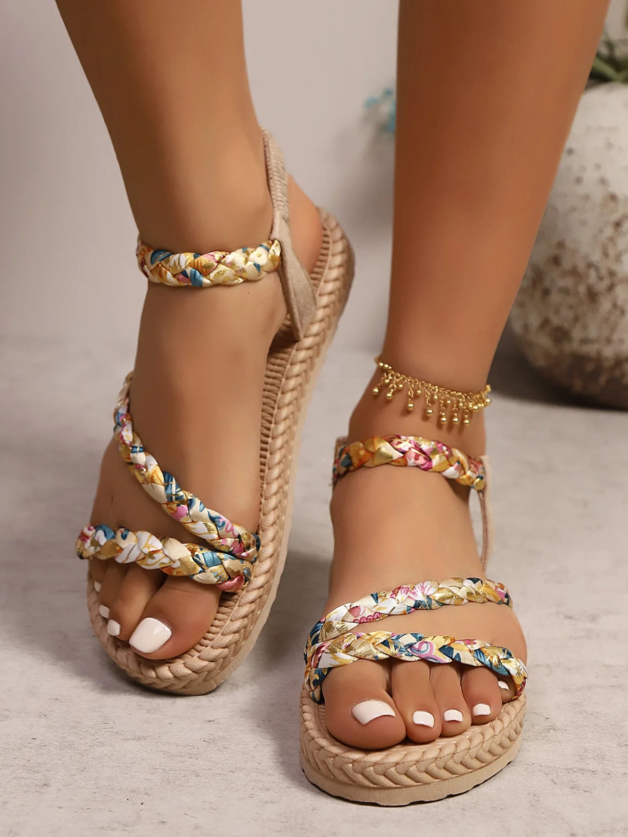 Sandalias planas con estampado Floral