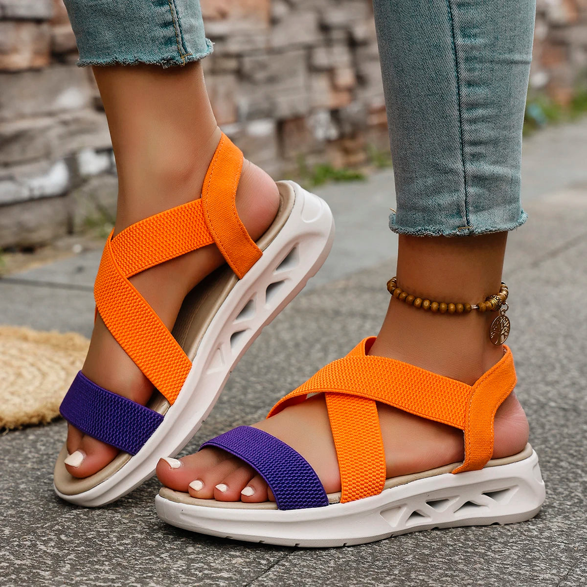 Sandalias con cuña 2025