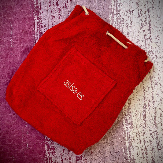 Mochila Roja SoftGuard: Suavidad por fuera, protección por dentro