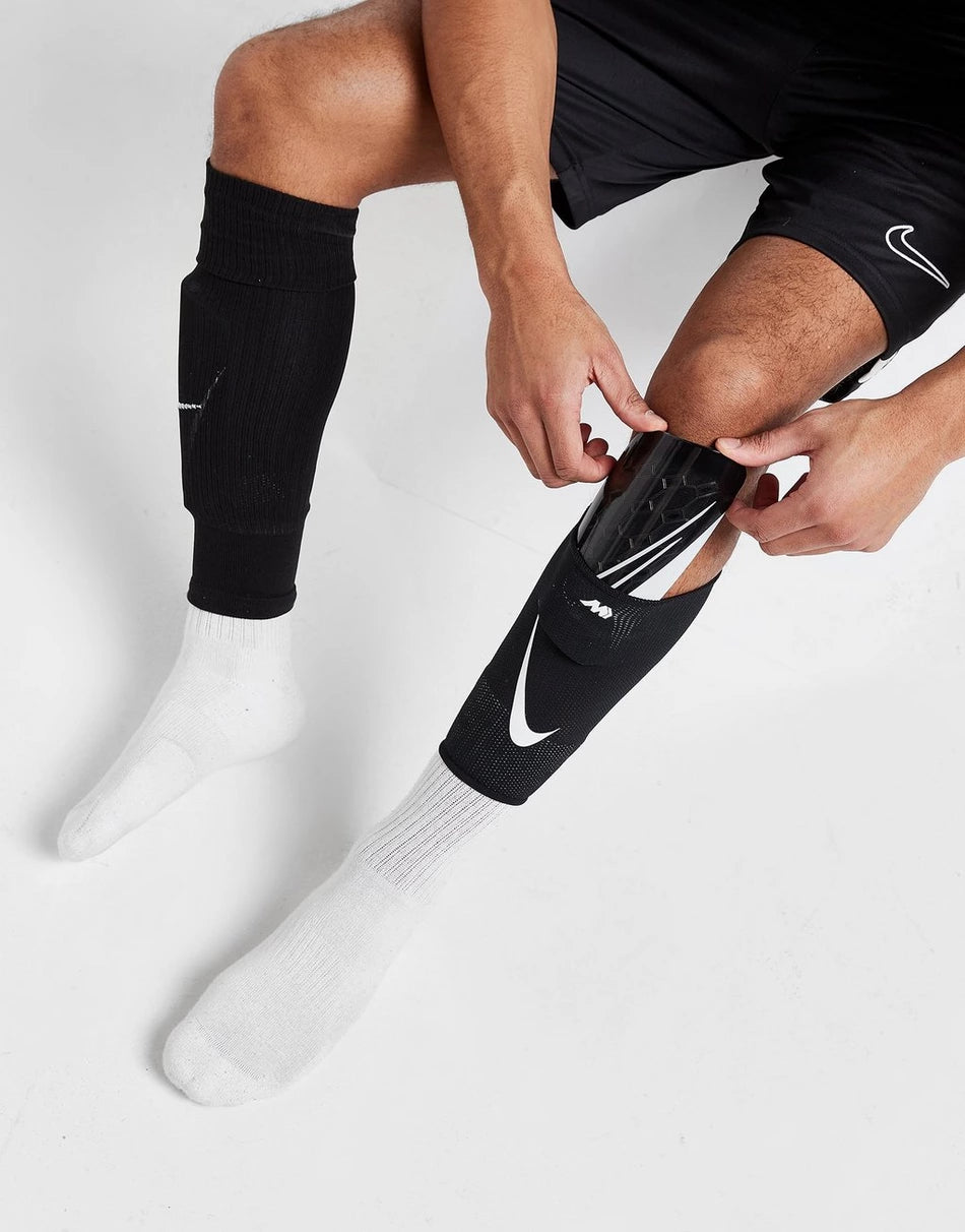 Nike espinilleras Mercurial (Small)